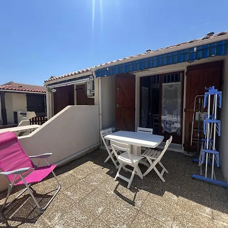 Villa T1 Avec Mezzanine Et Parking Prive A Port Leucate, 4 Couchages - Fr-1-81-641