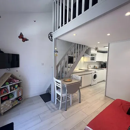T1 Avec Mezzanine Et Parking Prive A Port Leucate, 4 Couchages - Fr-1-81-641 Villa